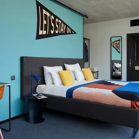 Hotel The Social Hub Madrid Esterno foto